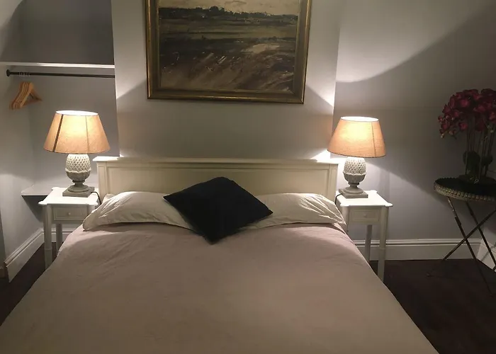 The Dark Horse Pub Fogadó