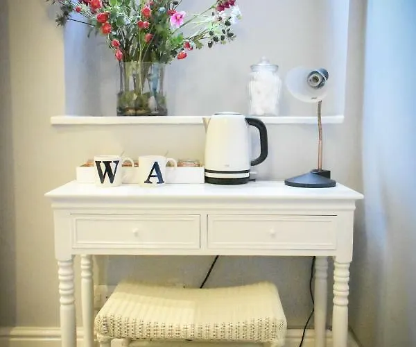 Zajazd The Dark Horse Pub 3*