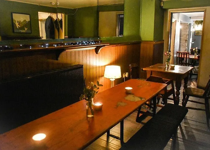 The Dark Horse Pub 3* Бристоль