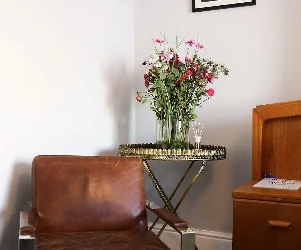 The Dark Horse Pub Бристоль